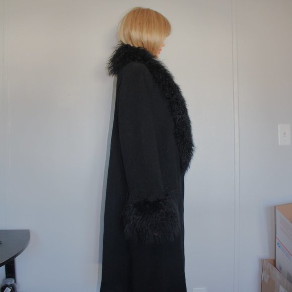 #440 Lambswool/Mongolian fur coat - Picture 5 of 7